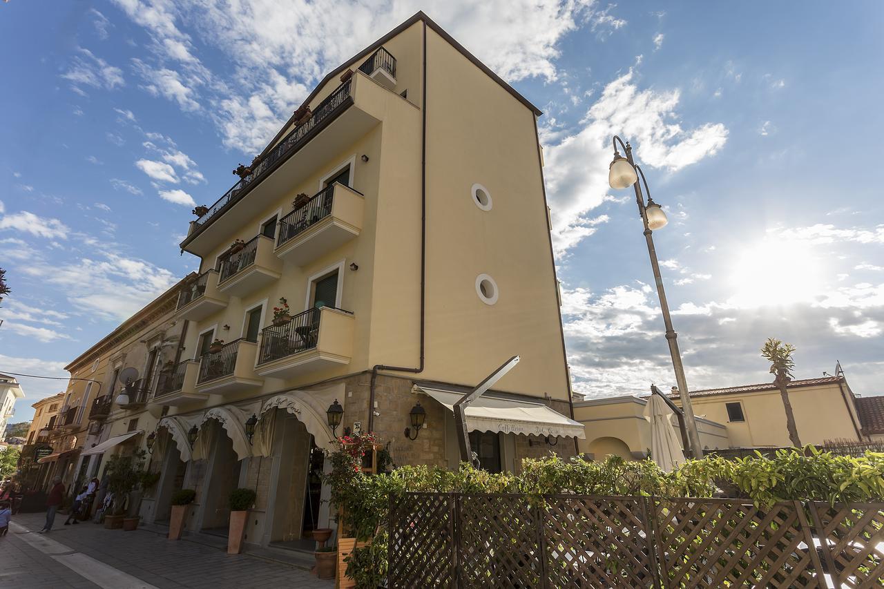Hotel La Pergola Santa Maria di Castellabate Buitenkant foto
